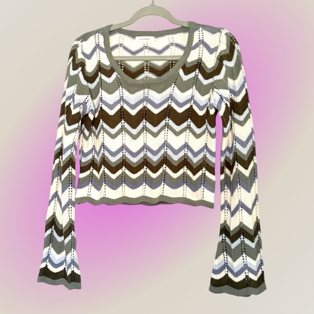 No Comment Thyme And Baby Blue Chevron Pattern Bell-Sleeve Knit Sweater Sz L